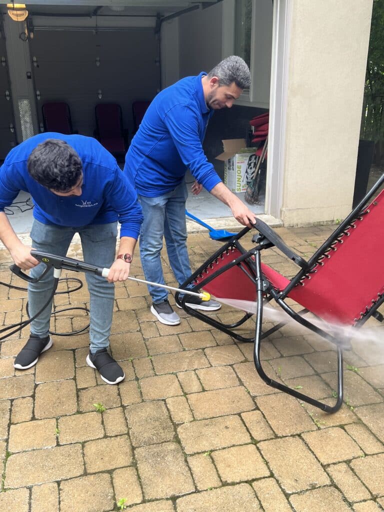 Pressure washing in Mapleton — garage floors